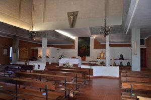 Interno Chiesa Carteria